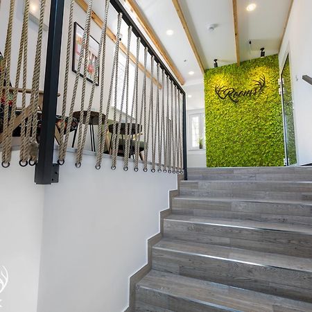 Pokoje Hotelowe Nad Jeziorem Jelen Bytow  Ngoại thất bức ảnh